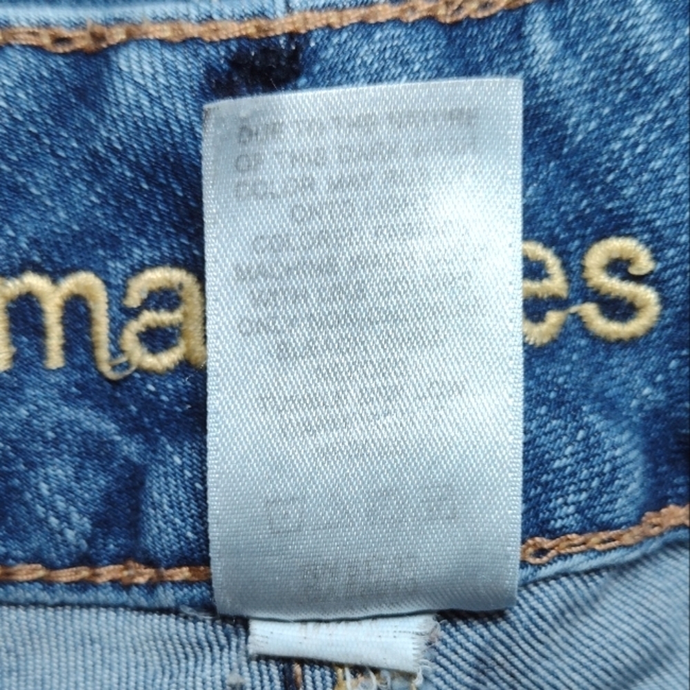 Maurices Women's Distressed Patch Stretchy Jeans Size (18) Regular - Picture 7 of 14